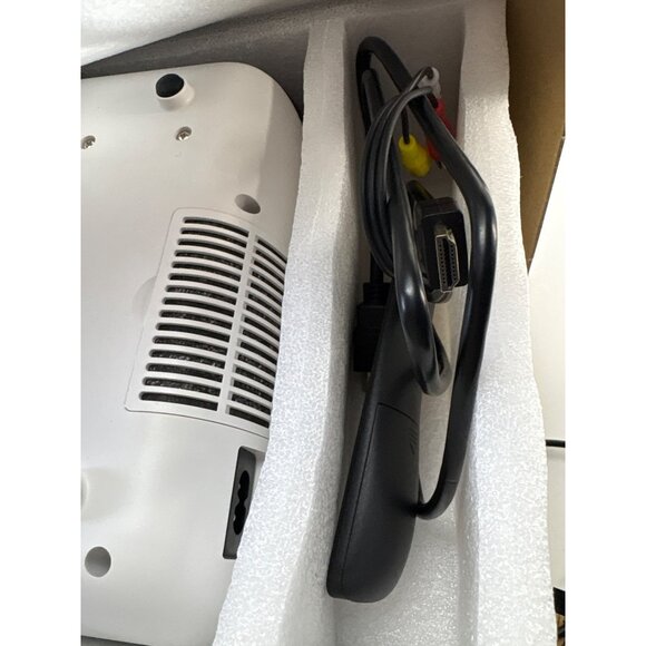 LED Projector H1 Home Theater Video Entertainment HDMI USB 110-240V Model H1 Rem - Picture 5 of 8